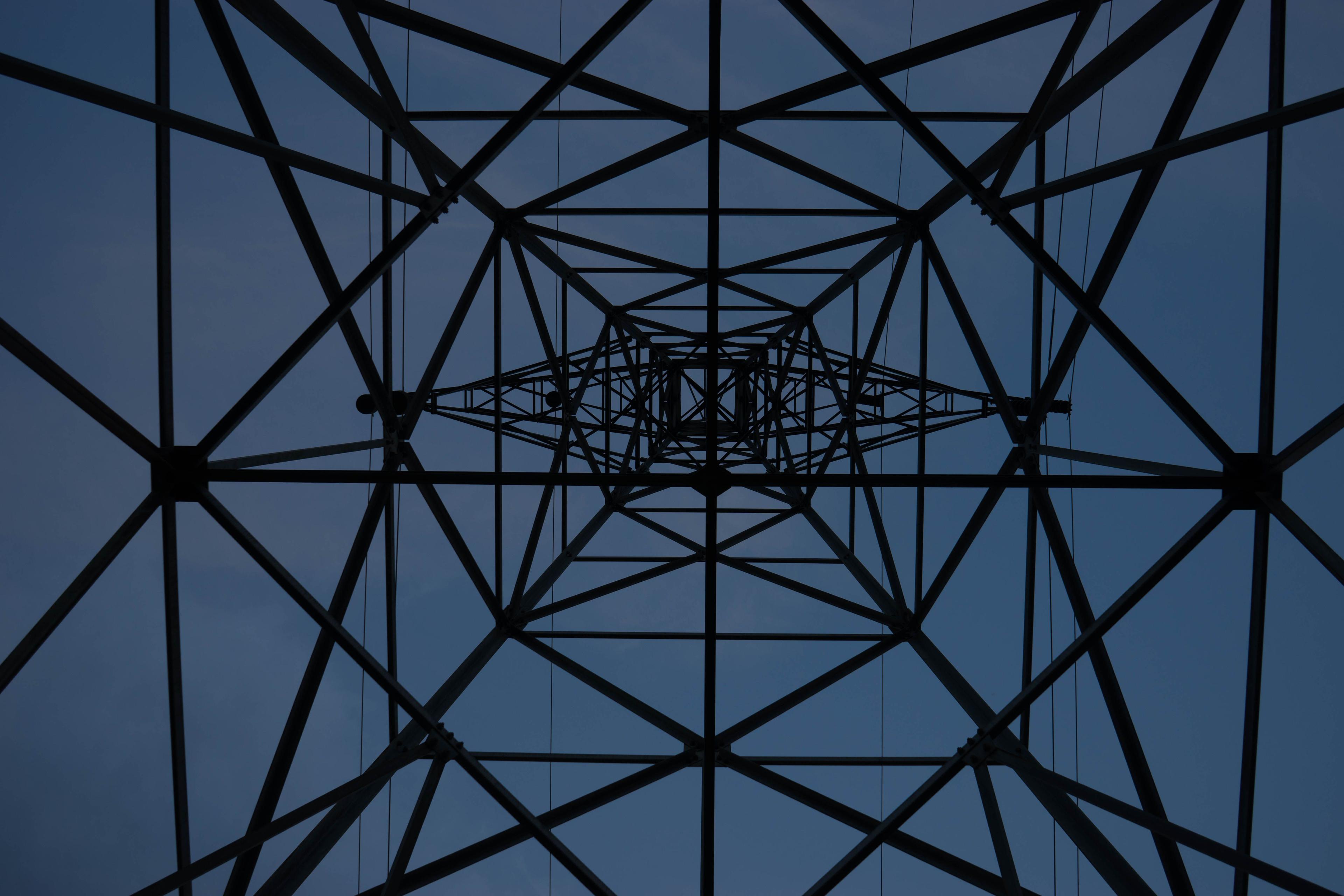 Alt-text is missing.