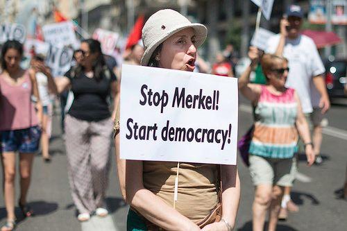 Alt-text is missing.