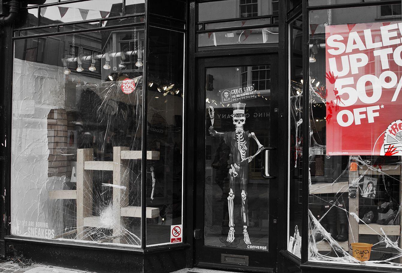 Alt-text is missing.