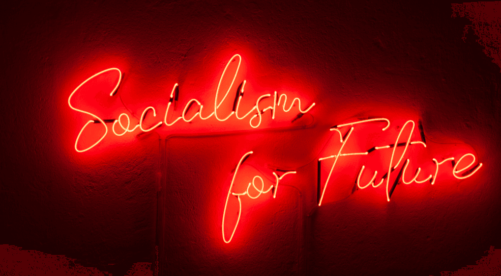 Alt-text is missing.