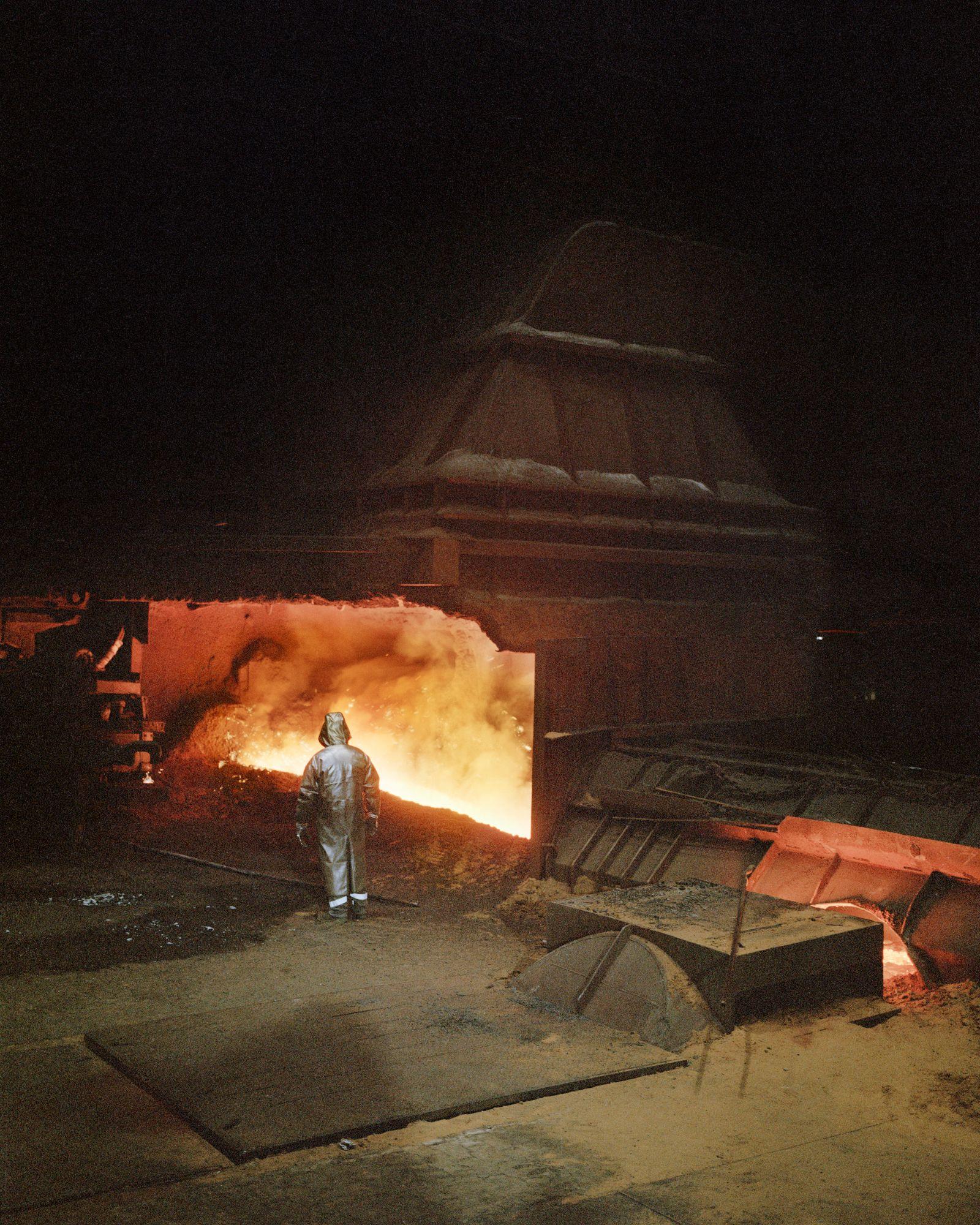 Alt-text is missing.