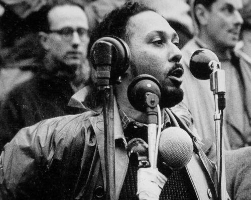 Alt-text is missing.