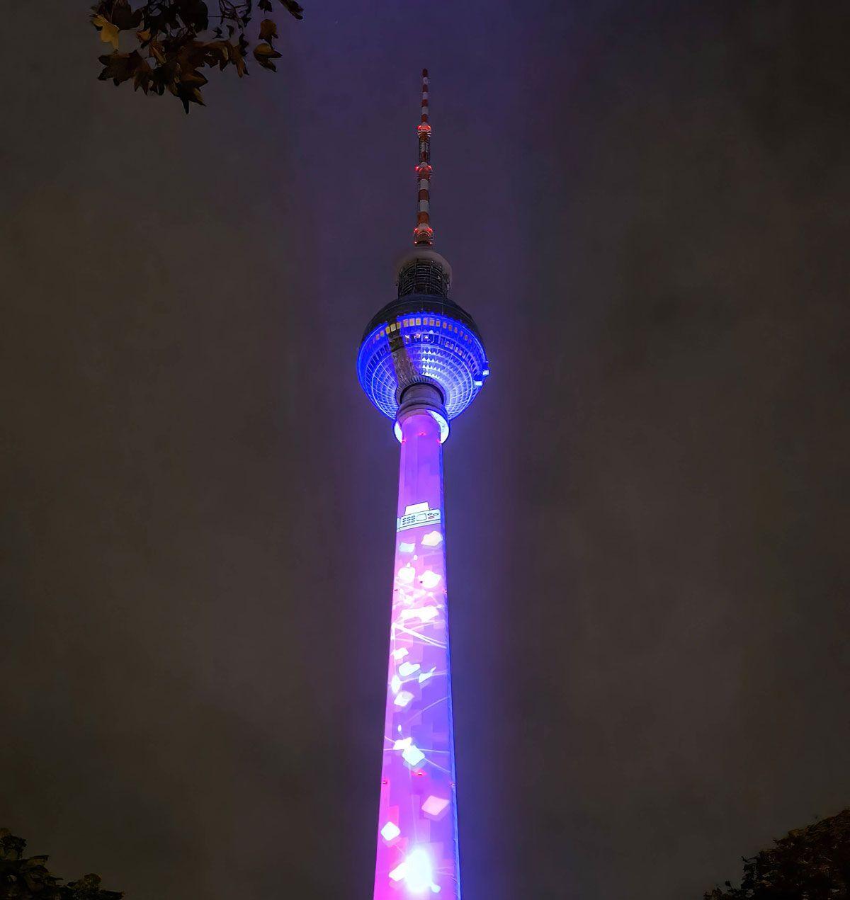 Alt-text is missing.