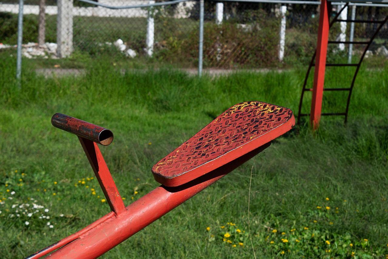 Alt-text is missing.