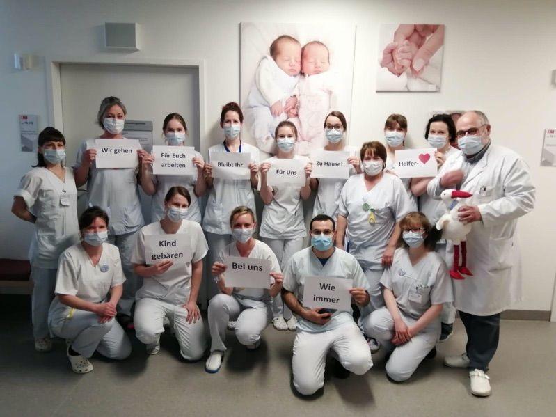 Alt-text is missing.