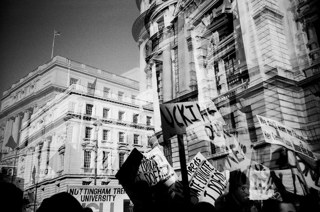 Alt-text is missing.