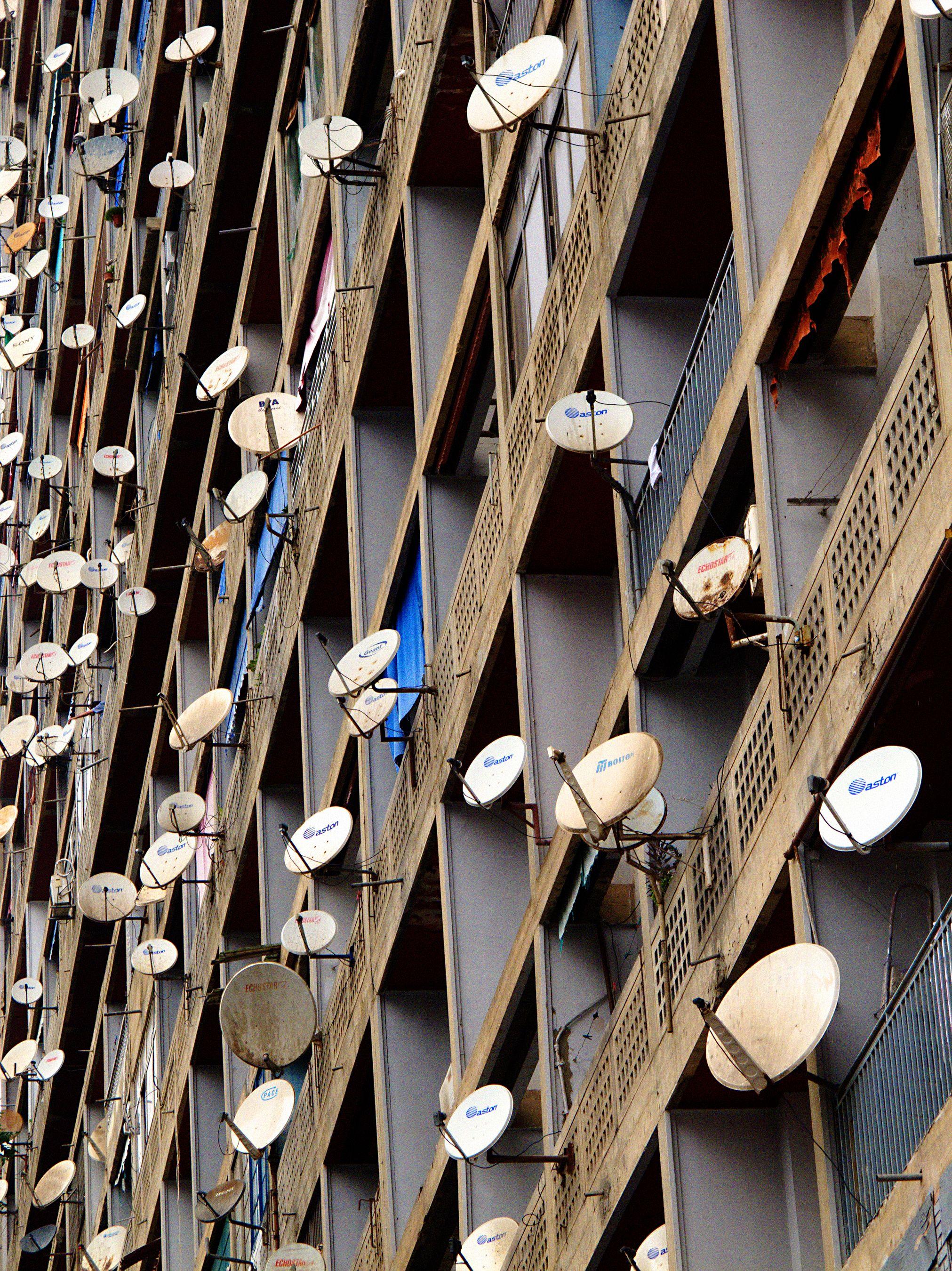 Alt-text is missing.