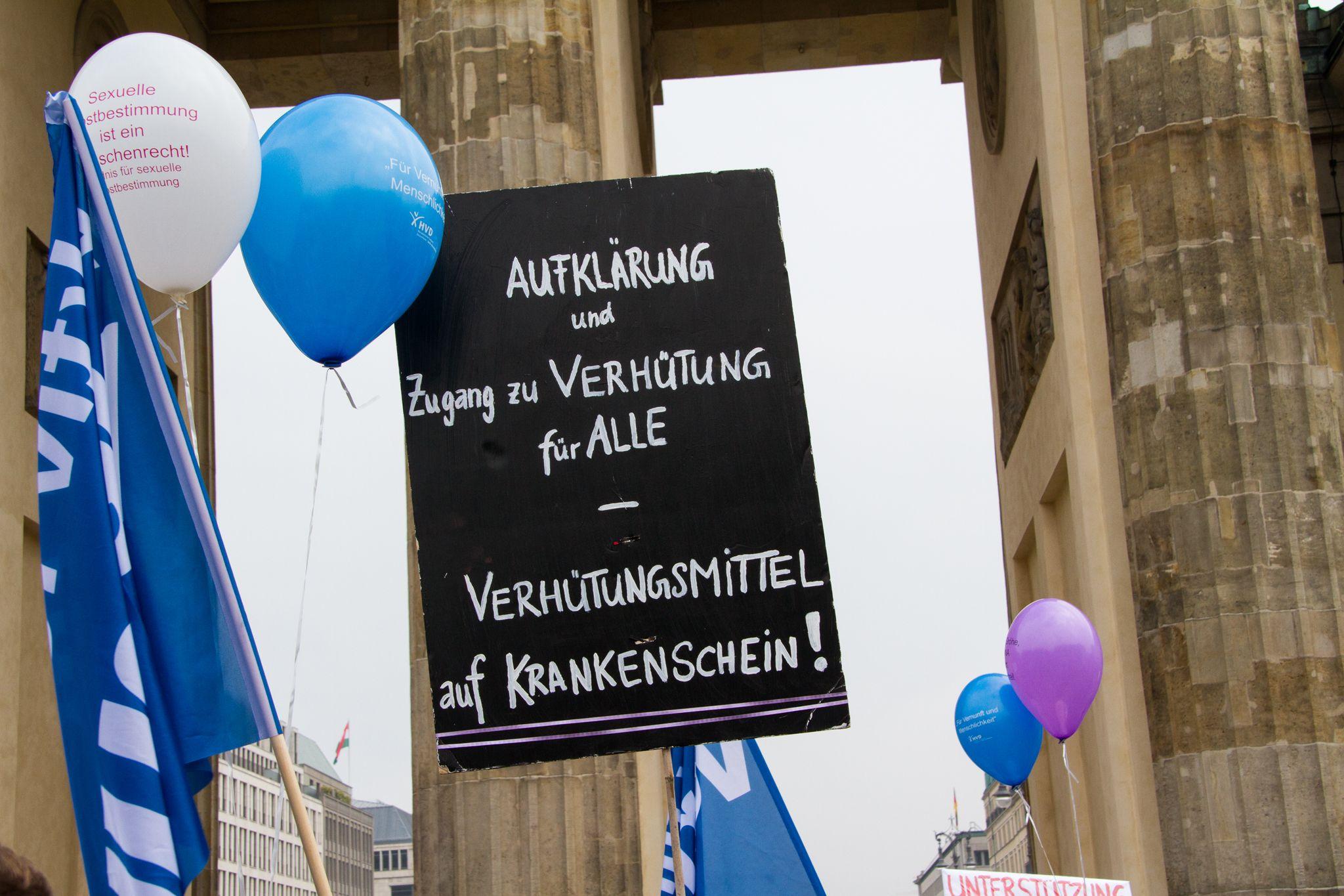 Alt-text is missing.